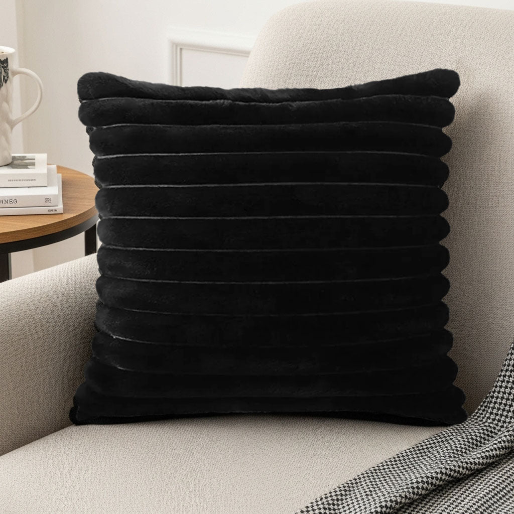 SOGA 45cm Medieval Raised Pattern Fringed Velvet Pillowcase