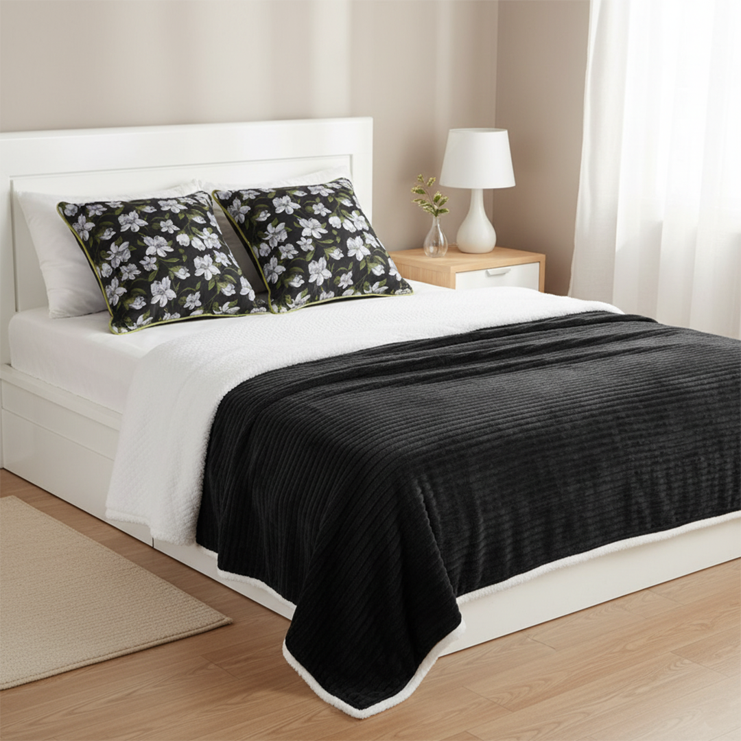 SOGA 3PC Cozy Set – Double-Sided Flannel Throw Blanket with Black Floral Pillow Covers (Green Trim Design)