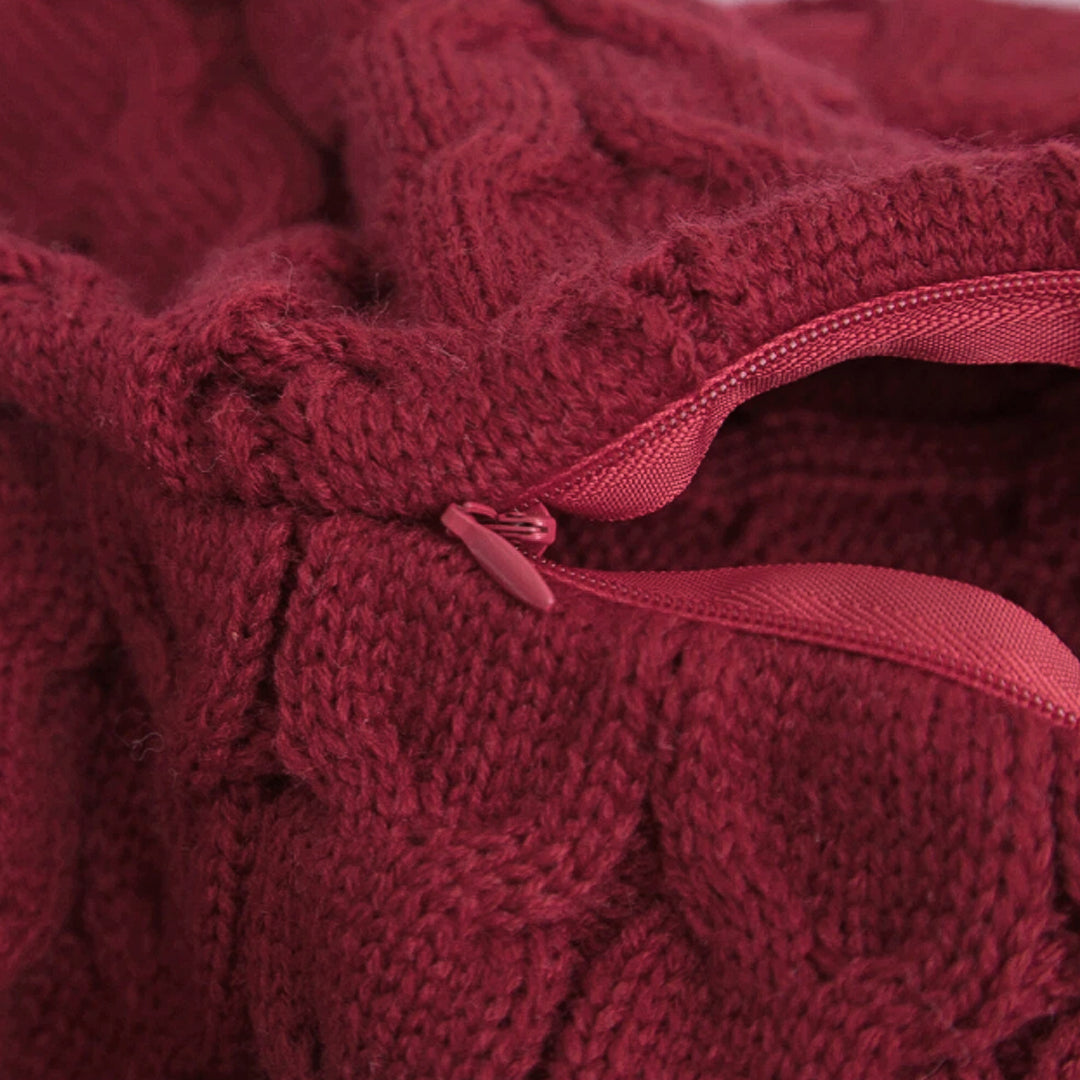 SOGA 45cm Cable Knit Pillowcase (Deep Red)
