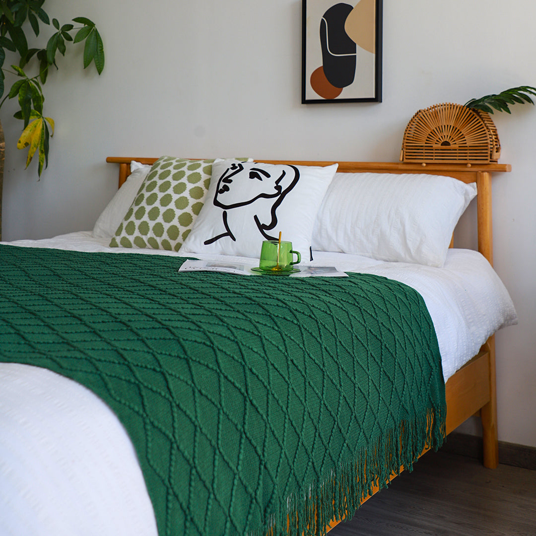 SOGA Diamond Pattern Knitted Throw Blanket – Warm Cozy Woven Cover for Couch, Bed, Sofa & Home Décor with Tassels, Green