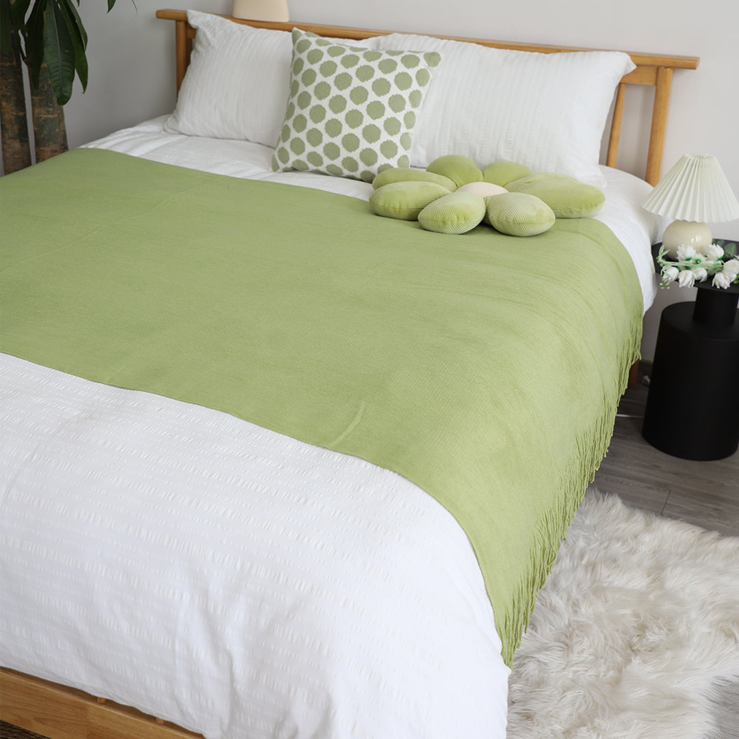 SOGA Acrylic Knitted Throw Blanket – Solid Warm Cozy Woven Cover with Fringes for Couch, Bed, Sofa, Home Decor, Green