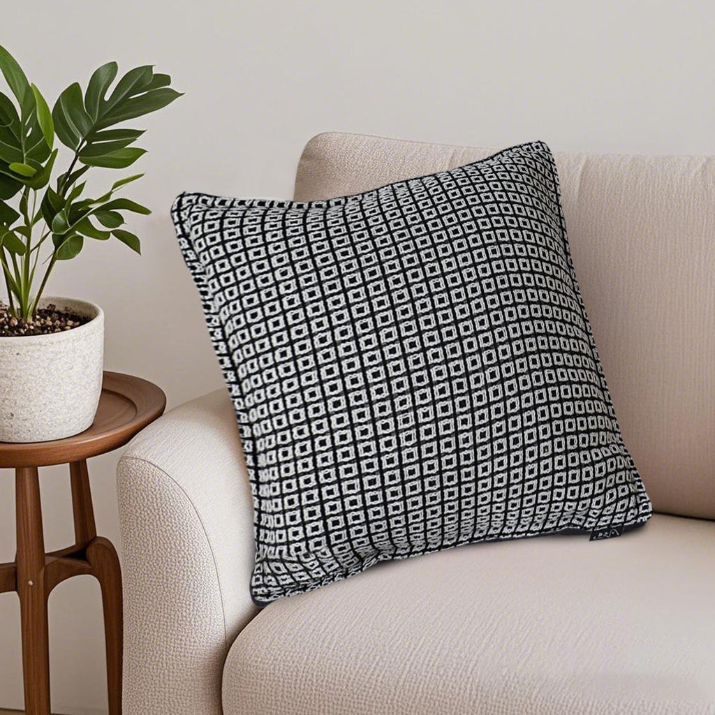 SOGA 45cm Monochrome Black & White Decorative Polyester Pillowcase