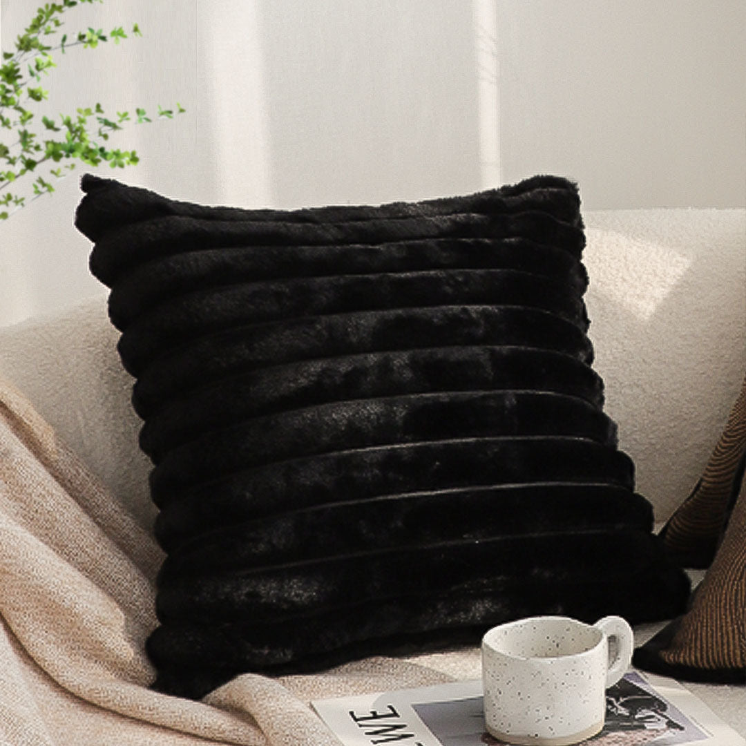 SOGA 45cm Medieval Raised Pattern Fringed Velvet Pillowcase