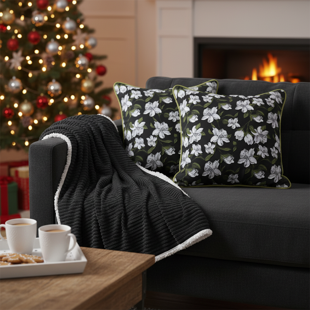 SOGA 3PC Cozy Set – Double-Sided Flannel Throw Blanket with Black Floral Pillow Covers (Green Trim Design)