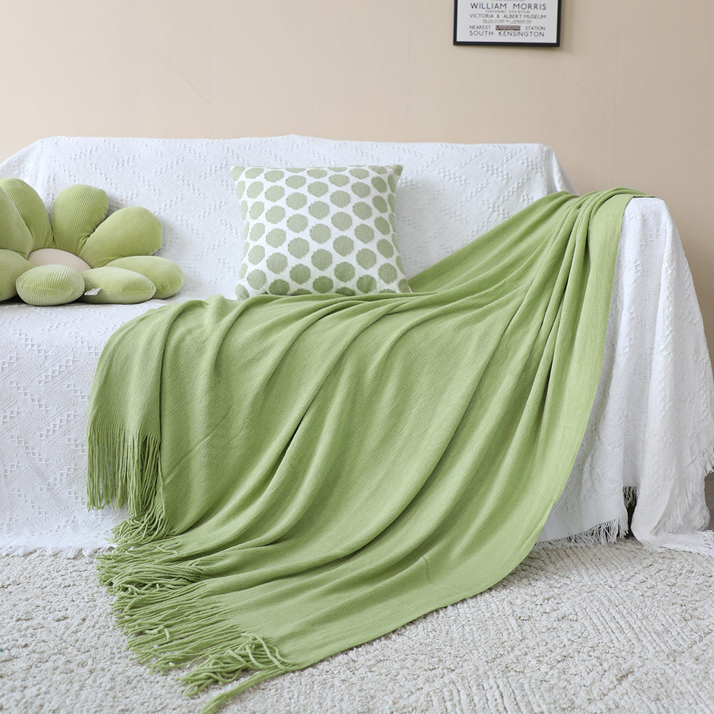 SOGA Acrylic Knitted Throw Blanket – Solid Warm Cozy Woven Cover with Fringes for Couch, Bed, Sofa, Home Decor, Green