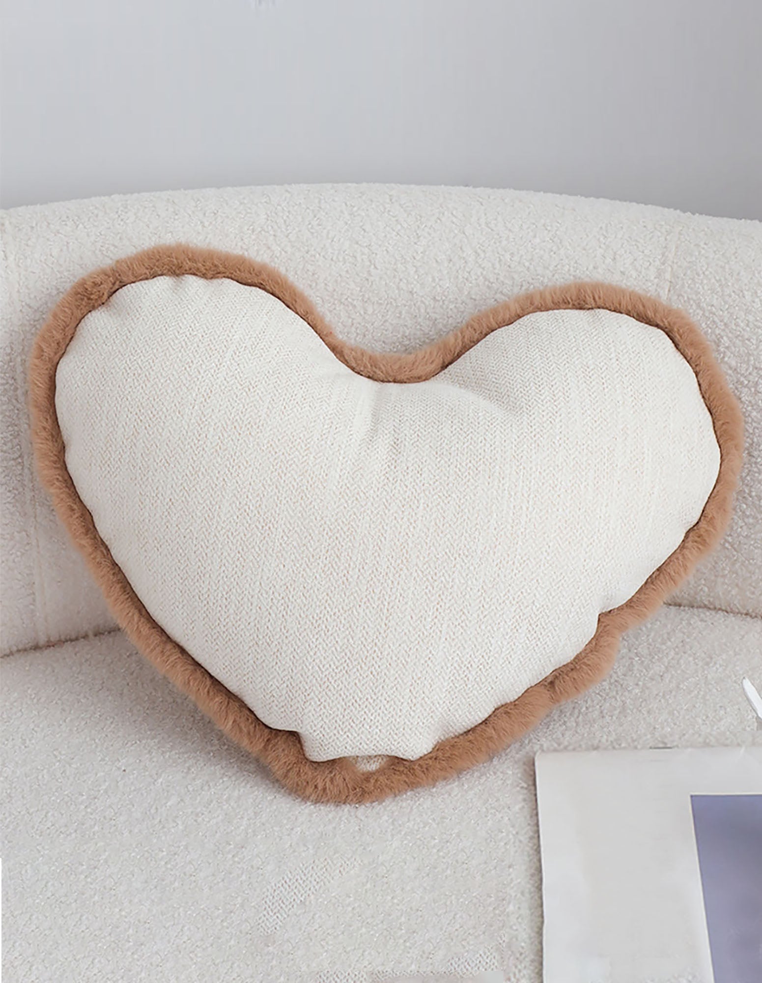 SOGA 2X 42x32cm Heart-Shaped Beige Brown Off-White Plush Polyester Pillow Cover